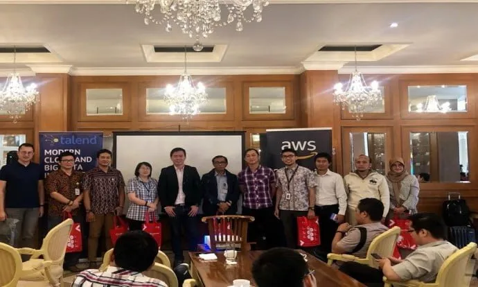 Percepat Wawasan Bisnis Anda dengan Fleksibiltas AWS dan Talend
